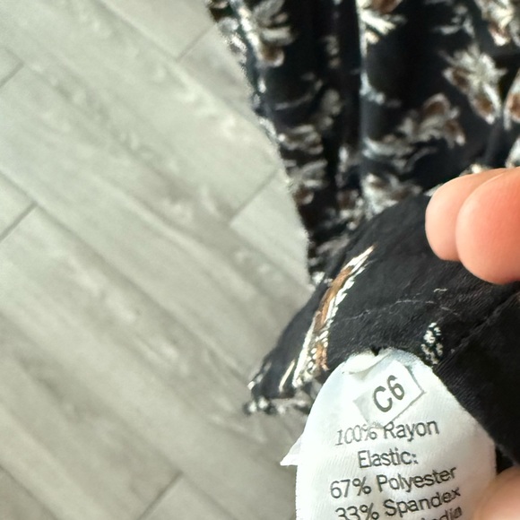 Croft & Barrow|Black floral midi dress, 3/4 sleeve & smocking•••Boho cottagecore - Picture 10 of 12